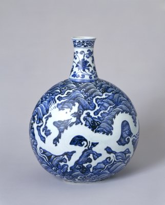 图片[1]-Blue and white flat pot with white dragon pattern-China Archive